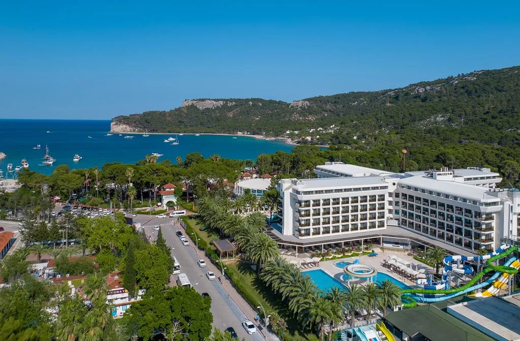 Özkaymak Marina Hotel, pamje e hotelit në Kemer
