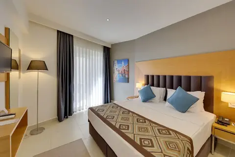 Ramada Hotel & Suites by Wyndham Kusadasi, fotografia 12 nga 20