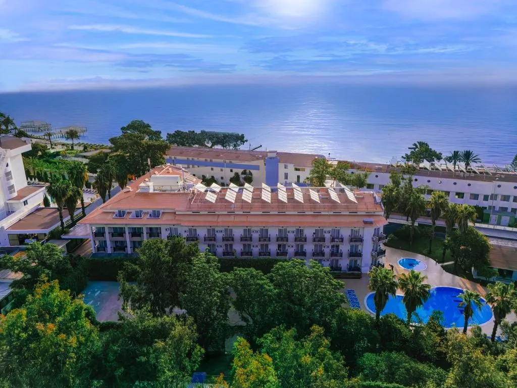 Rios Beach Hotel (ex Ege Montana), pamje e hotelit në Kemer