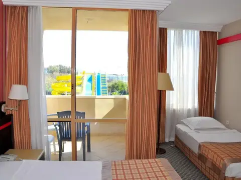 Senza Sunset Beach Hotel, fotografia 14 nga 20