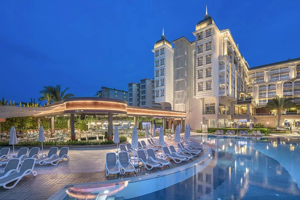 Sidera Kirman Premium, pamje e hotelit në Alanya