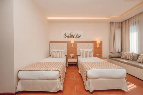 Sundia by Liberty Suncity, fotografia 18 nga 20
