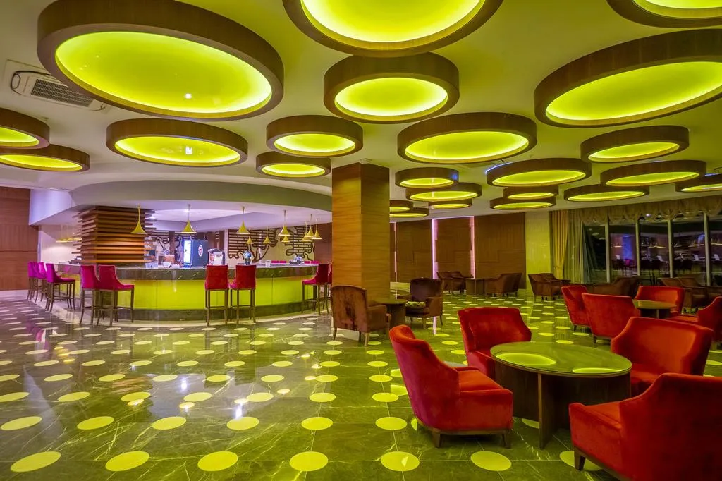 Sunmelia Beach Resort Hotel & Spa, pamje e hotelit në Side