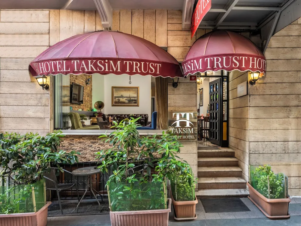 Taksim Trust Hotel, pamje e hotelit në Stamboll