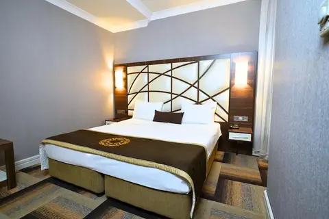 The Grand Mira Business Hotel, fotografia 6 nga 20
