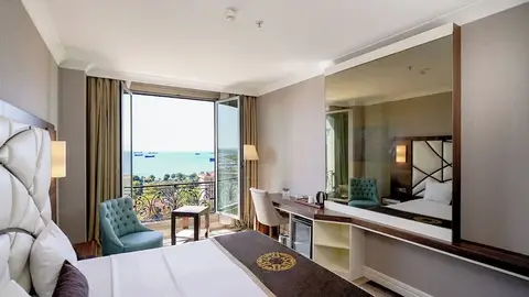 The Grand Mira Business Hotel, fotografia 16 nga 20