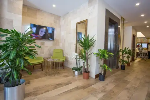 The White Orient Hotel, fotografia 13 nga 20