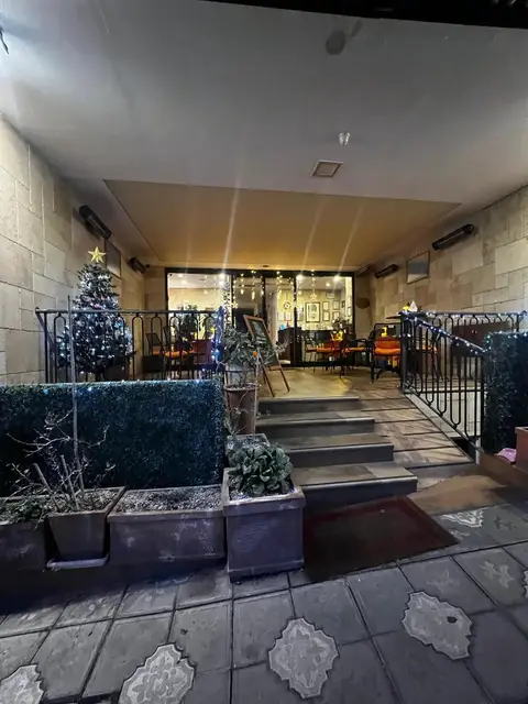 The White Orient Hotel, fotografia 19 nga 20