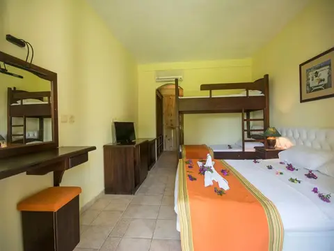 Tiana Beach Resort, fotografia 13 nga 20