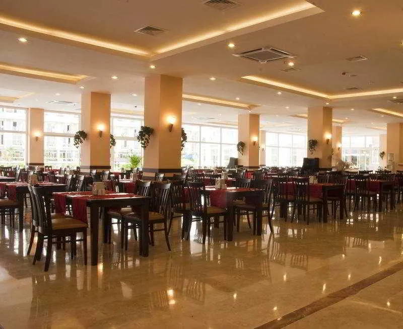 White Lilyum Hotel, pamje e hotelit në Kemer